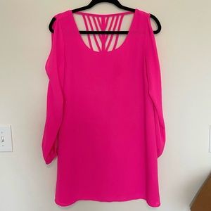 🚫SOLD🚫Women’s hot pink satin boutique dress